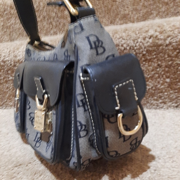Dooney & Bourke Purse - Picture 4 of 8